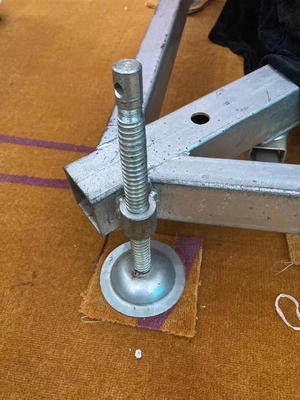 Ringlock System Base Jack For Scaffolding Construction With Round Base Plate