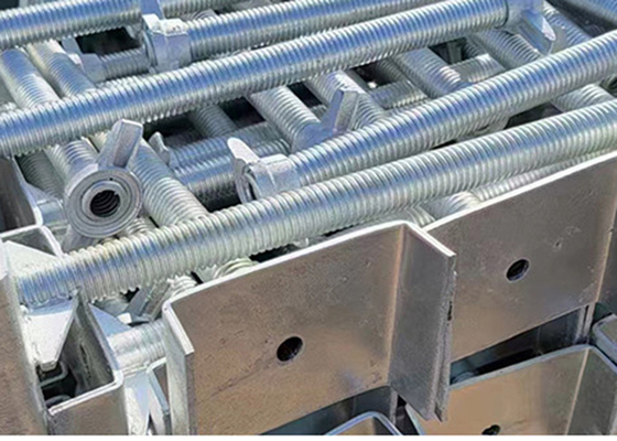 Rust-resistant Base Jack For High Durability And Performance Ringlock Scaffolding