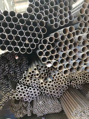 Seamless Steel  12m Carbon Steel Tube Hot Rolled Black Iron Pipe For Structural